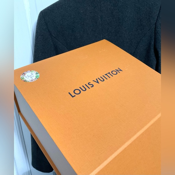 LV✅POCHETTE ACCESORIES AUTHENTIC LOUIS VUITTON - Picture 2 of 11